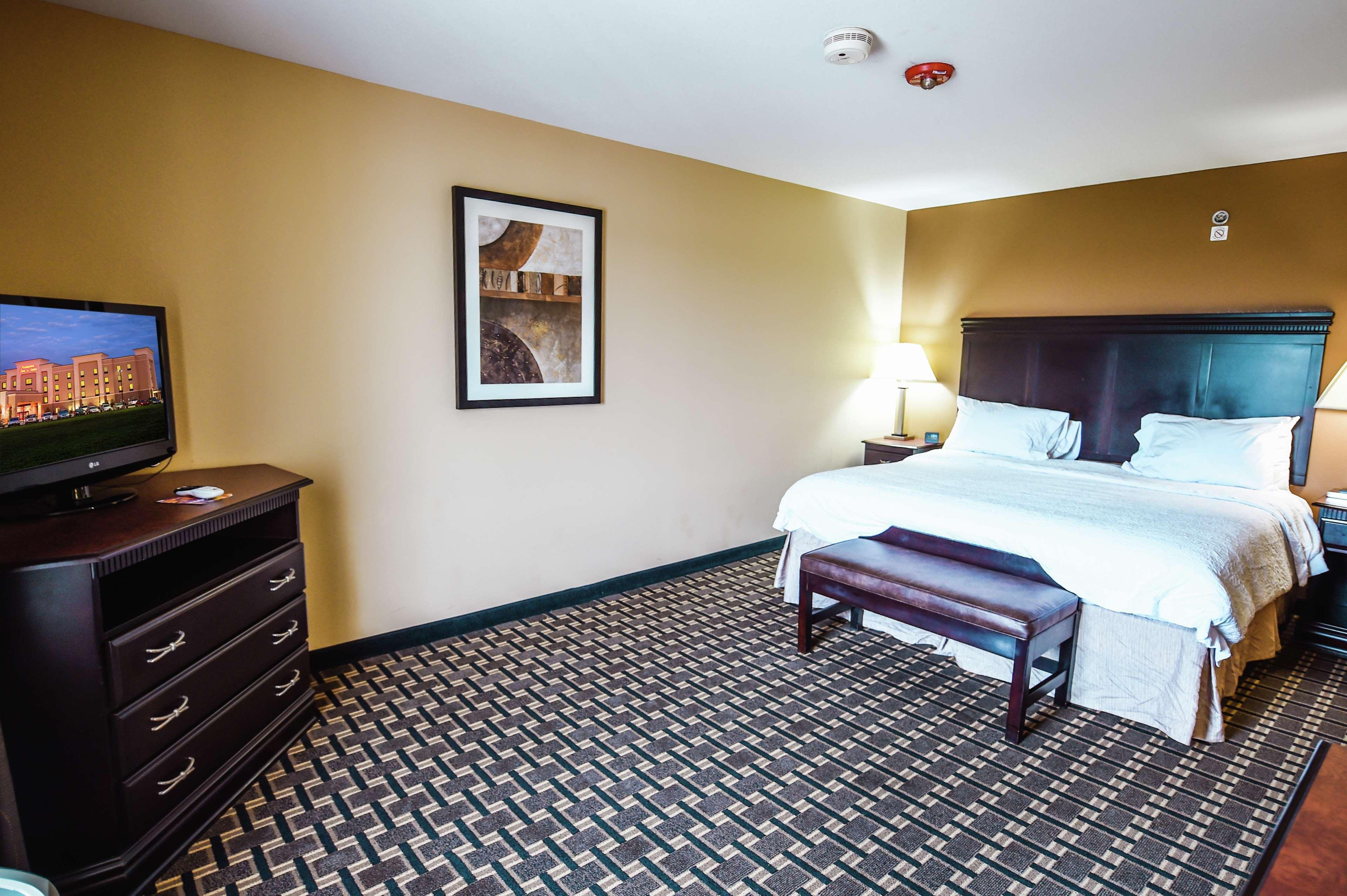 Hampton Inn & Suites פיין בלאף מראה חיצוני תמונה