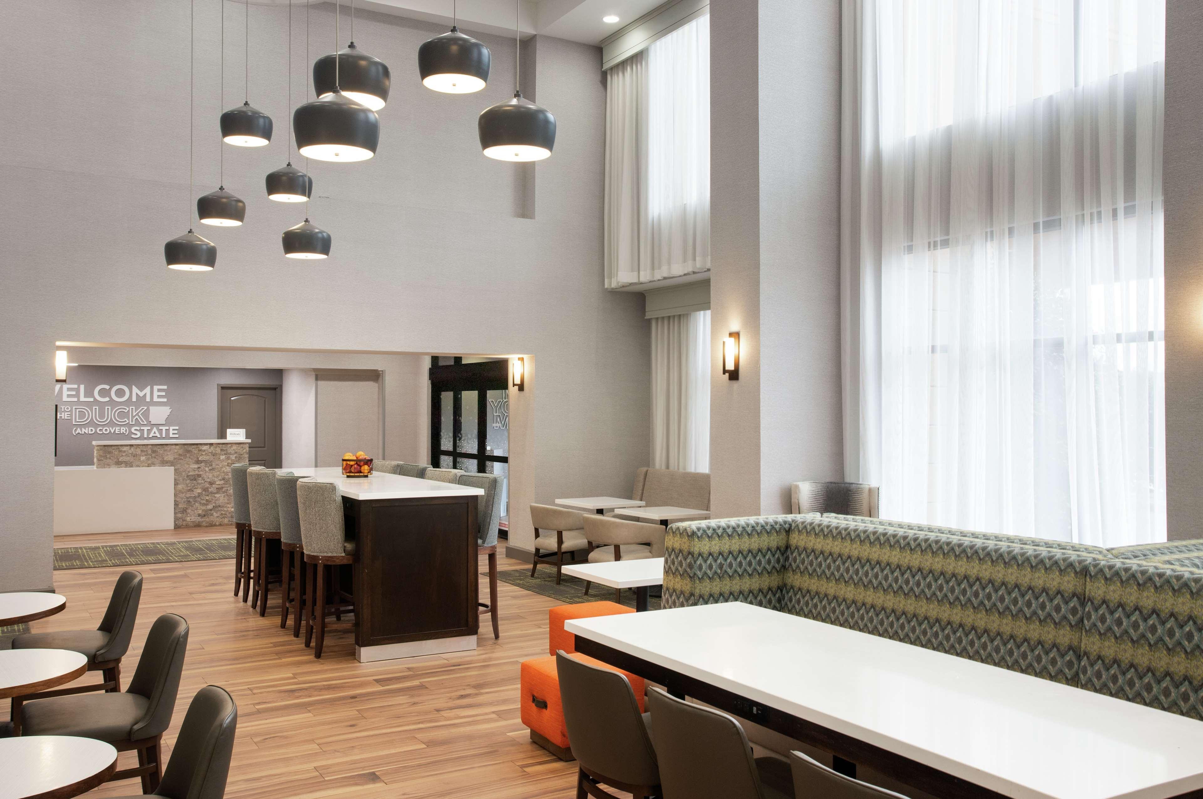 Hampton Inn & Suites פיין בלאף מראה חיצוני תמונה