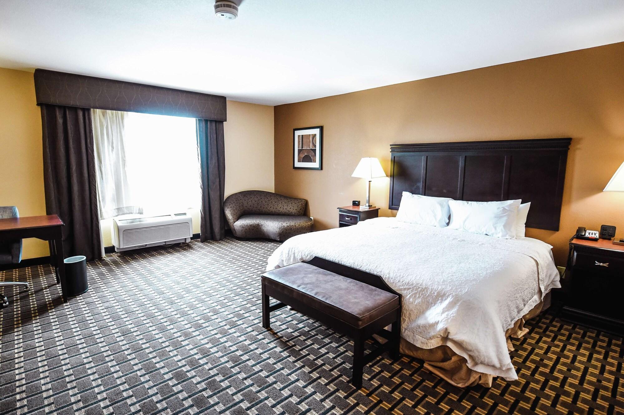 Hampton Inn & Suites פיין בלאף מראה חיצוני תמונה
